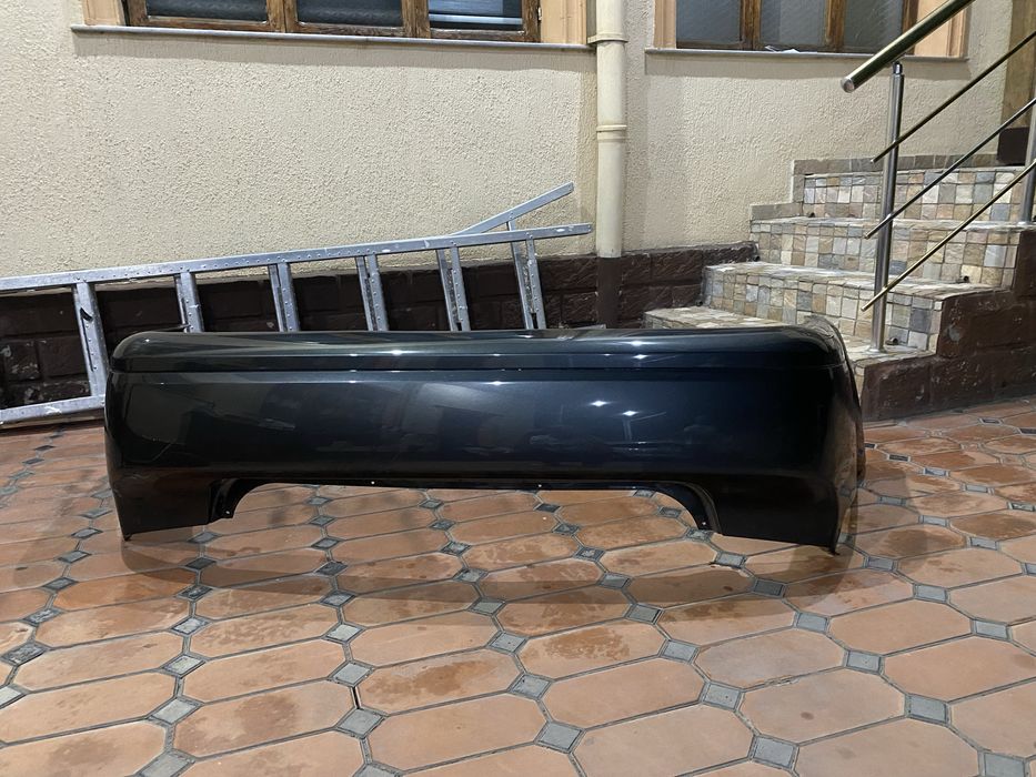 Бампер от Lexsus GS 250