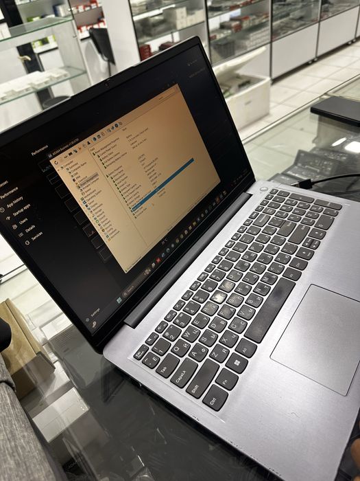 Lenova Core-i11 avlod 2 TERRABAYT