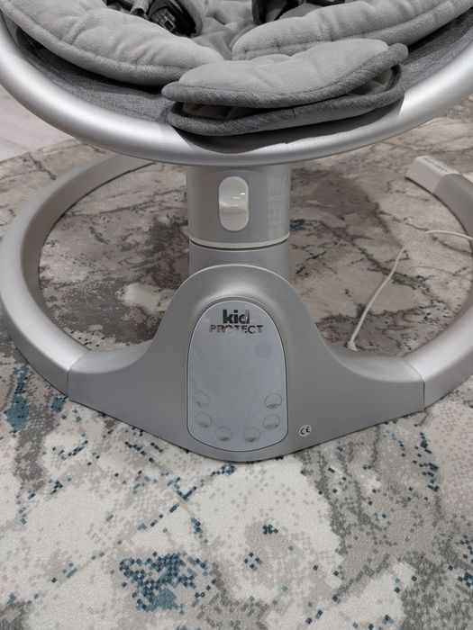 Leagan electric nou născut KidProtect cu muzica