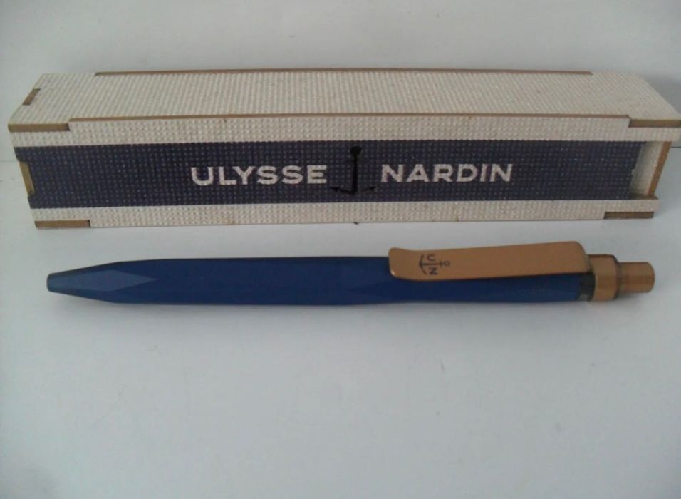 Pix ULYSSE NARDIN Autentic Frumos albastru mat și ornamente din bronz