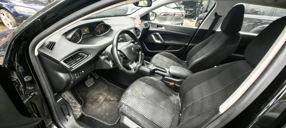 Peugeot 308 1.6 BlueHDI 120hp НА ЧАСТИ