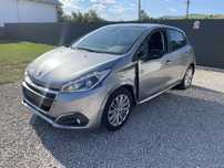 Peugeot 208 / 1.2 benzina / 2019 / 67.000 km / usor avariat