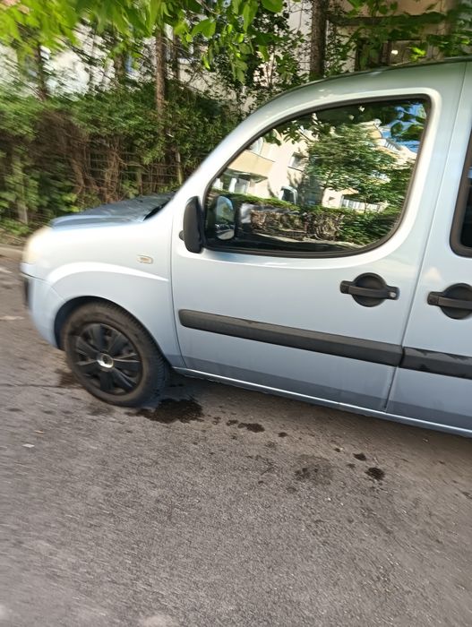 Vind Fiat Doblo 1.4 benzina , 7 locuri an fabricație 2008