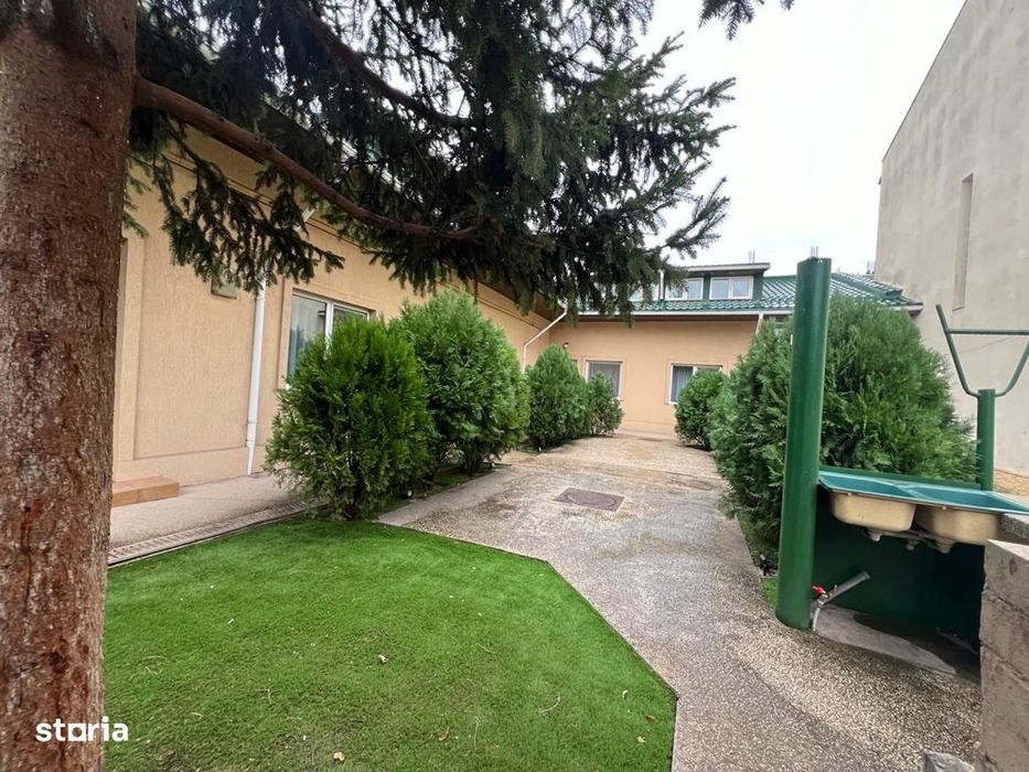 Gara - Abator Vila P+M compusa din 7 camere, bai, teren 280 mp. curte