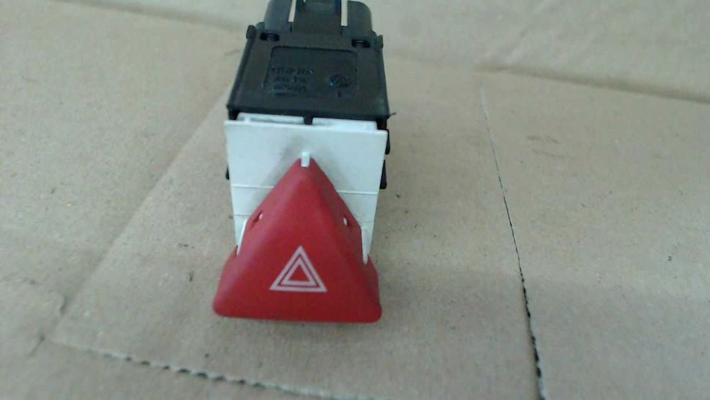 Buton avarie central interior OEM VW Passat 3C B6 362 B7 CC