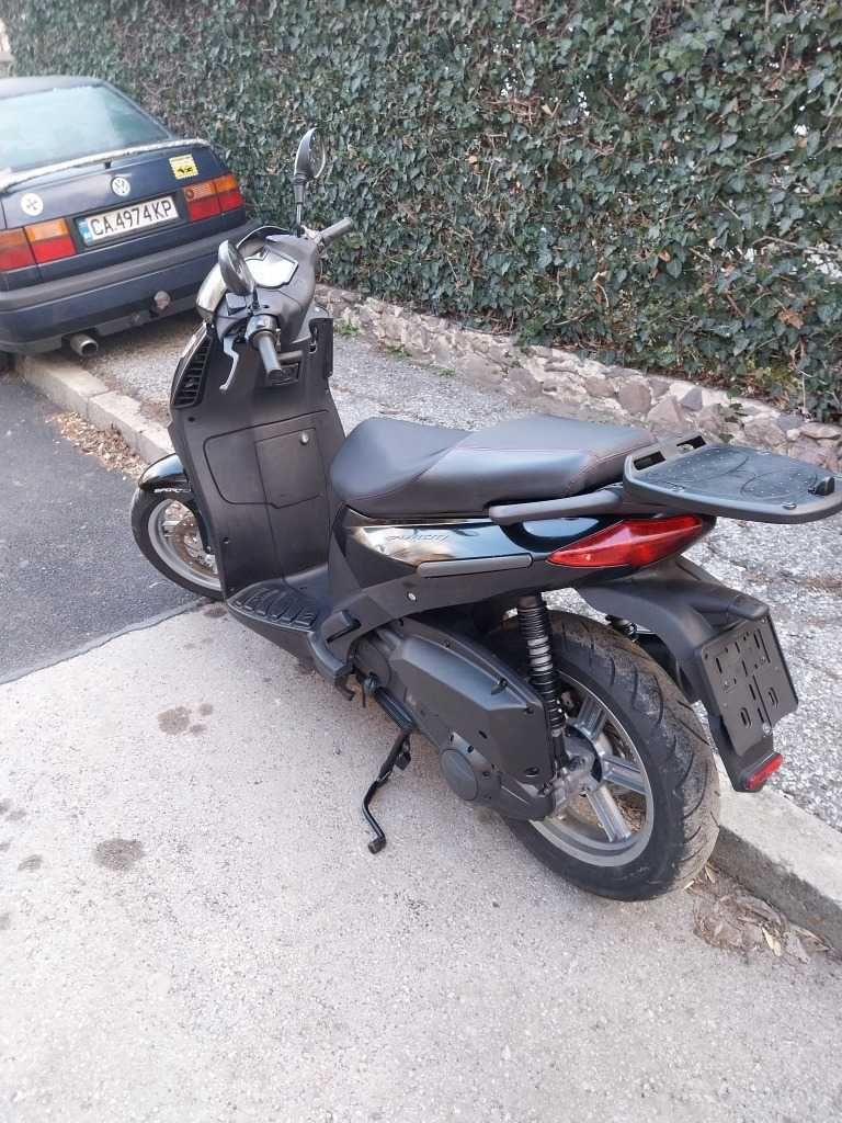 Aprilia Sportcity 200