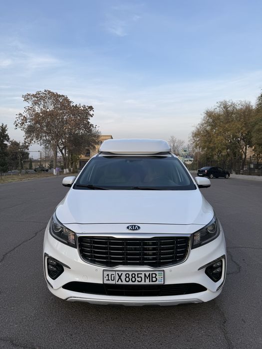Kia carnival 2017