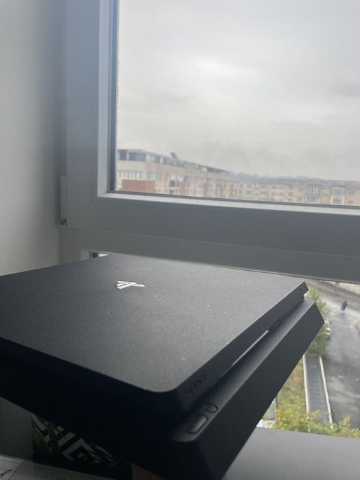 PlayStation 4 Slim