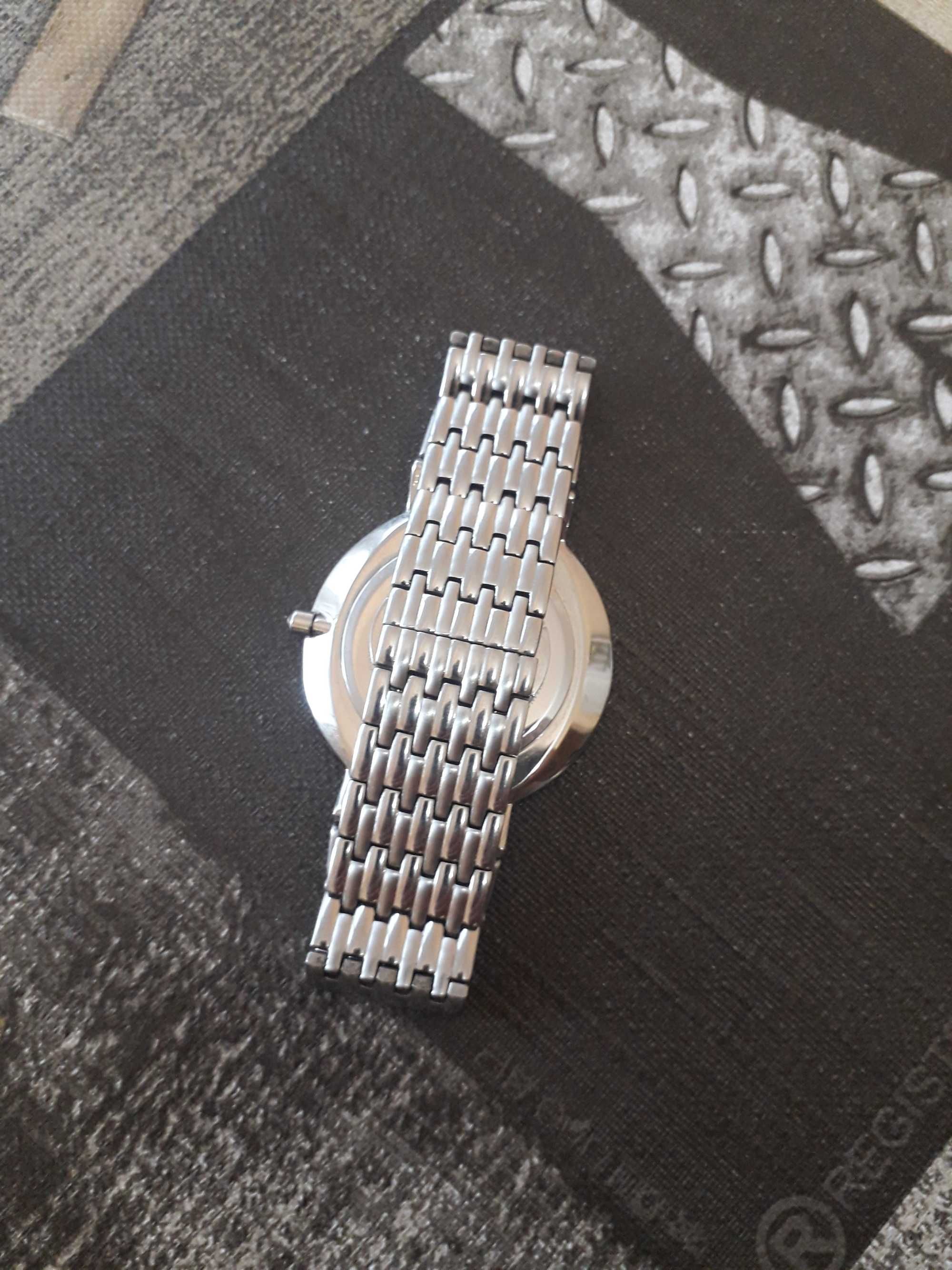 Akribos XXIV Dual Diamond