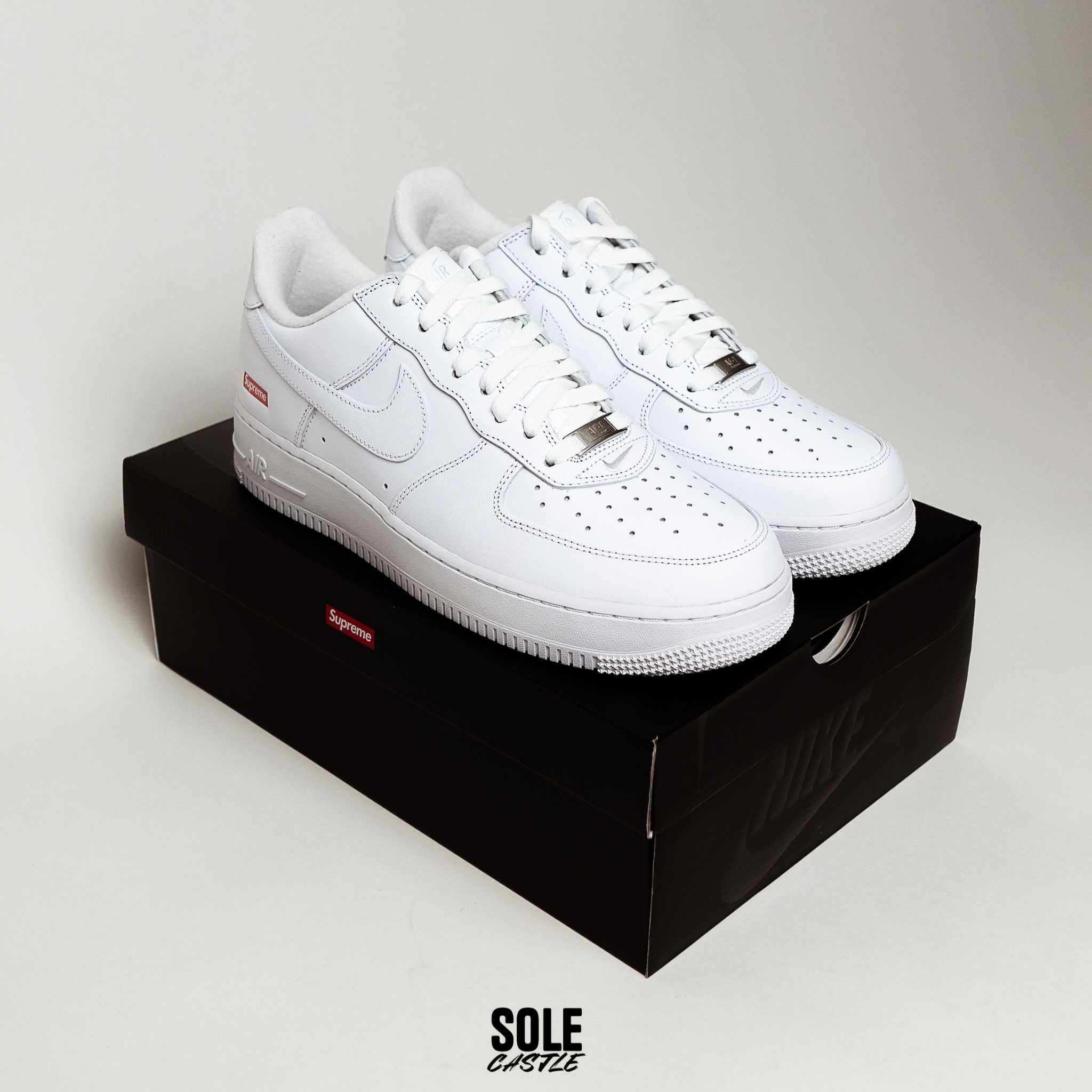 Nike Air Force One White Supreme ( nu jordan, puma sau adidas)