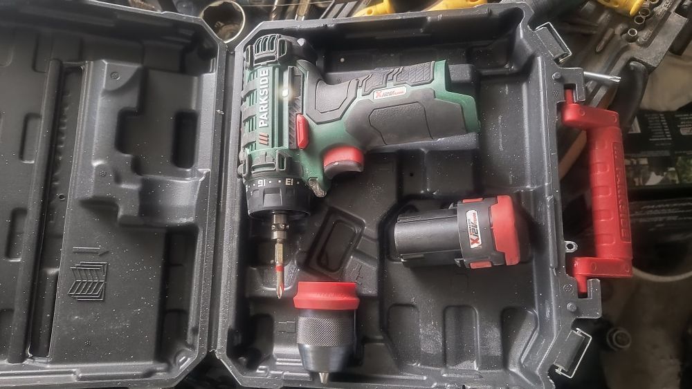 Scule unelte accu Parkside gravat lanterna bormasina X12V 20V 4Ah