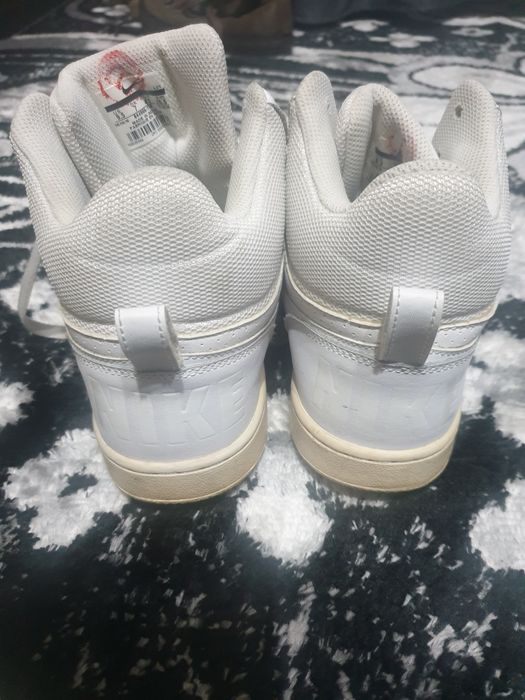 Vand bascheți Nike   mărimea 41