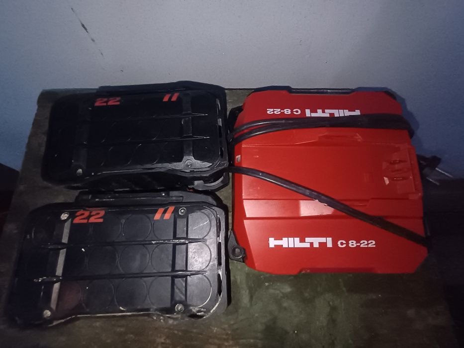 Set 2 baterii hilti 12 amperi nuron + încărcător rapid c8