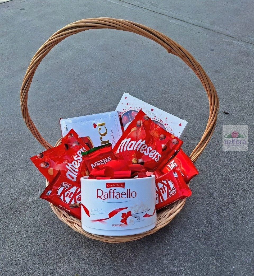 Meva shirinliklar assortmentlsrimoz bor