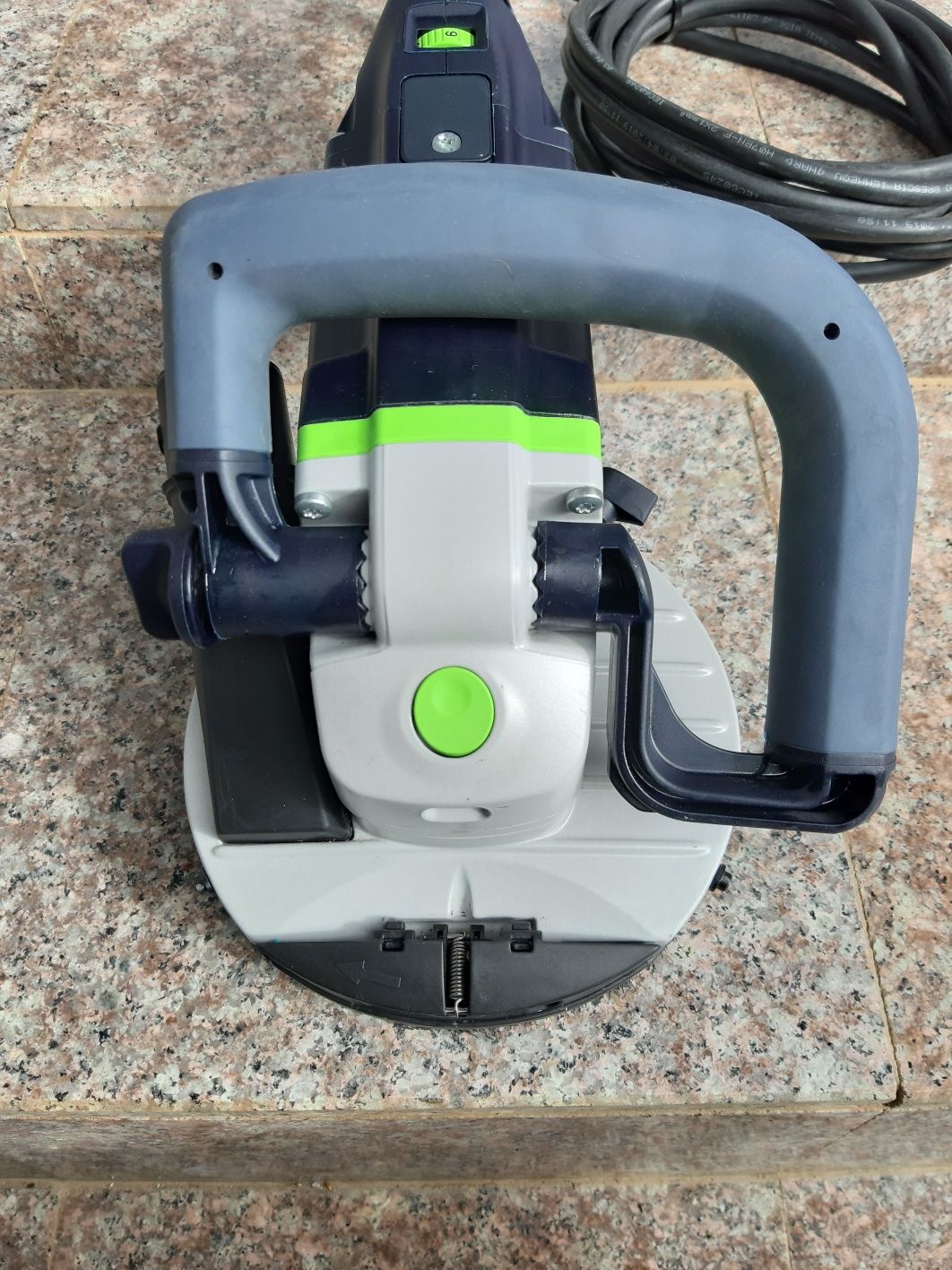 Festool slefuitor beton