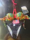 Costum de baie deosebit