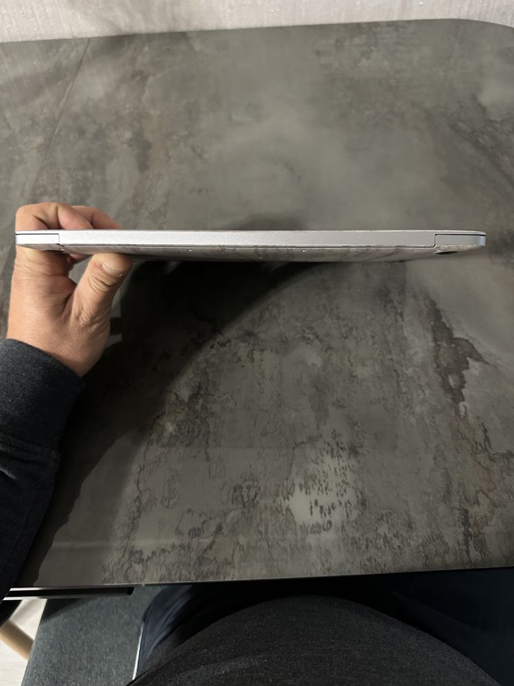 Macbook retina 12inc 2017