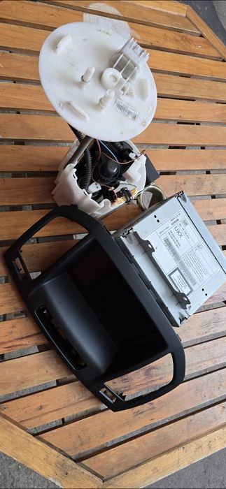 Navigație auto dvd 800+ pompa de benzină.