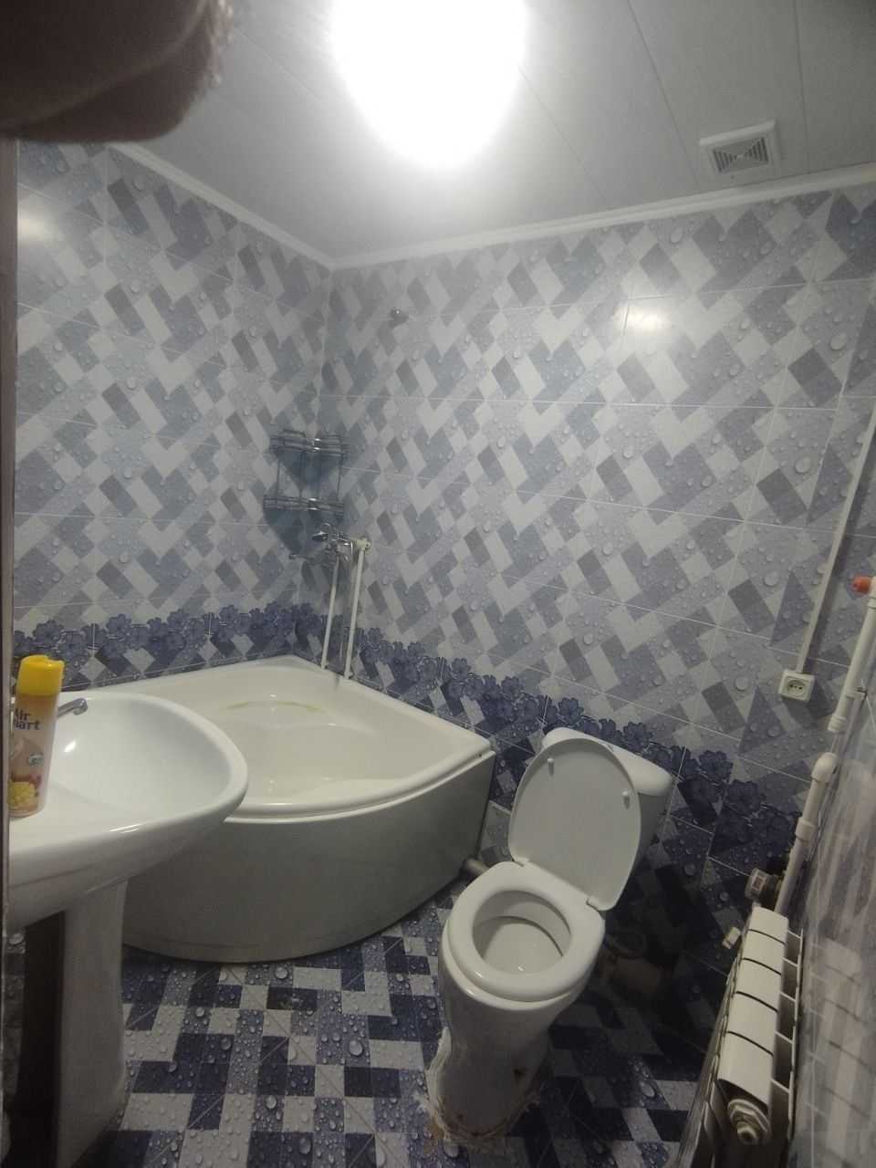 Продаётся  2х комнатная квартира