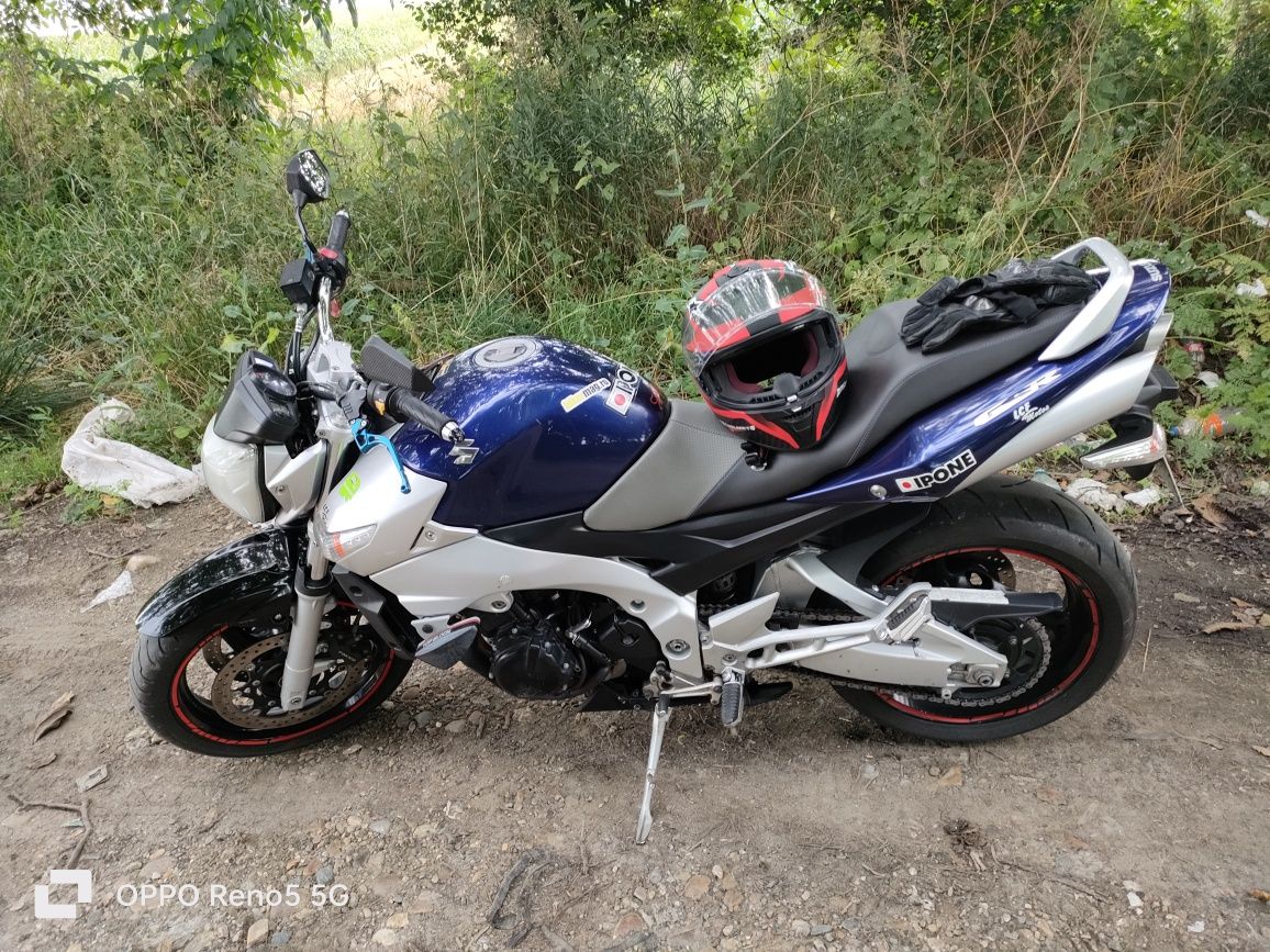 Vând Suzuki gsr 600 an 2007 in stare foarte buna,