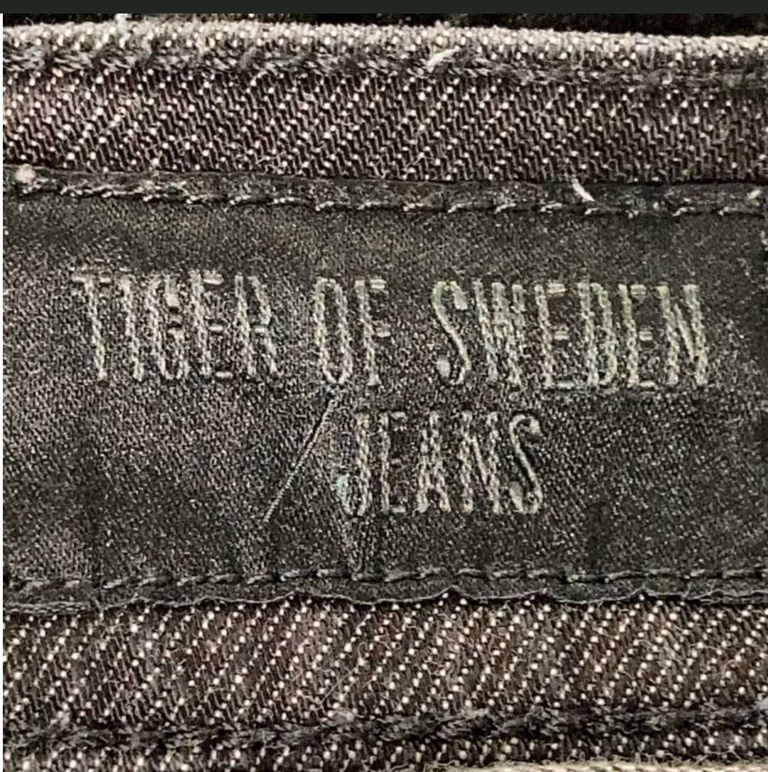 Blugi barbati negri Tiger of Sweden mod. Pistolero 36/32