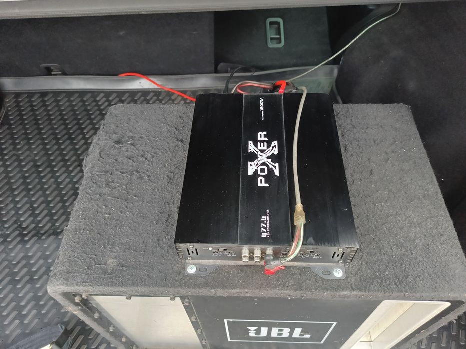 Продам Сабвуфер  ,, JBL " в Авто