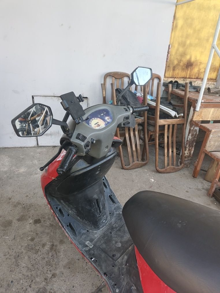 Скутер Сотилади 125 куб