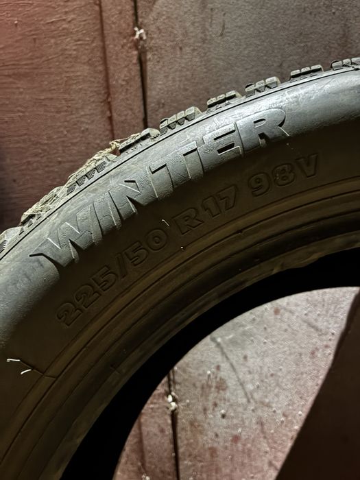 Зимни гуми 225/50 R17 + 215/55 R17