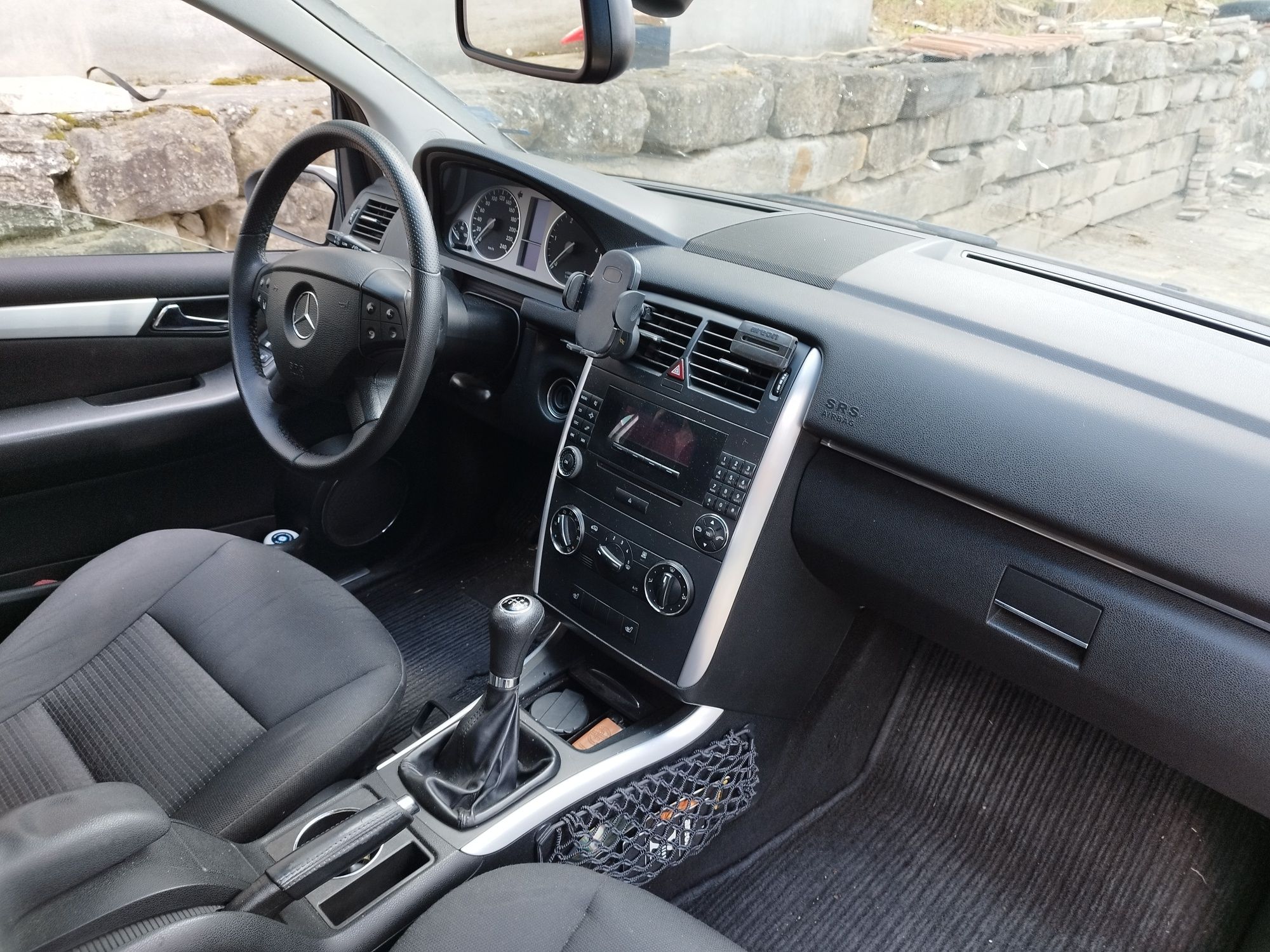 Мерцедес  b180 2.0cdi