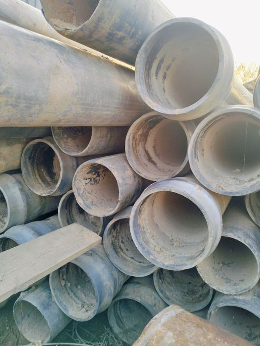 Трубы длина 5м. Диаметр 200мм.