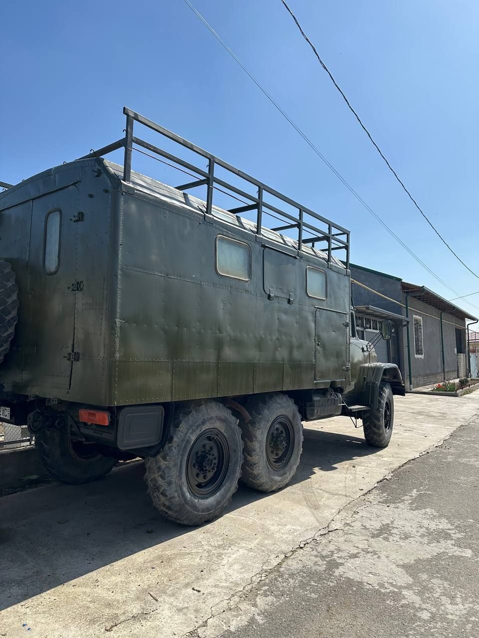 Продаётся зил-131 с кунгом