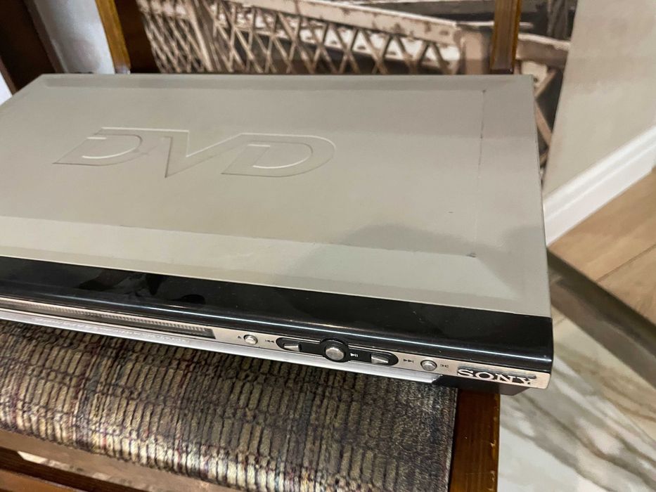 продам Dvd sony б.у