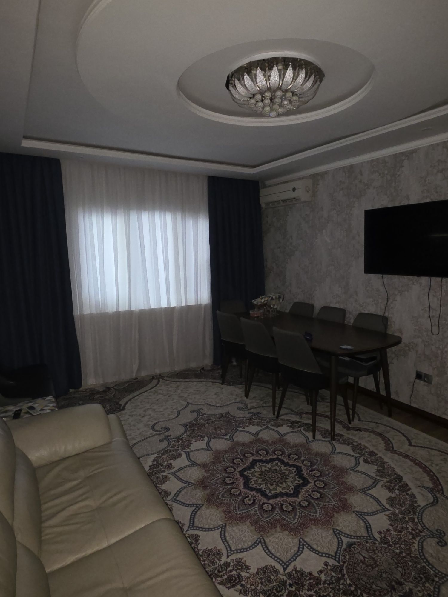 Срочно продам квартиру на Юнусабаде