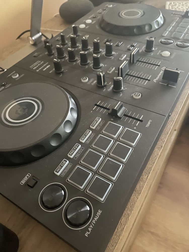Vand  consola PIONEER DJ DDJ-FLX4