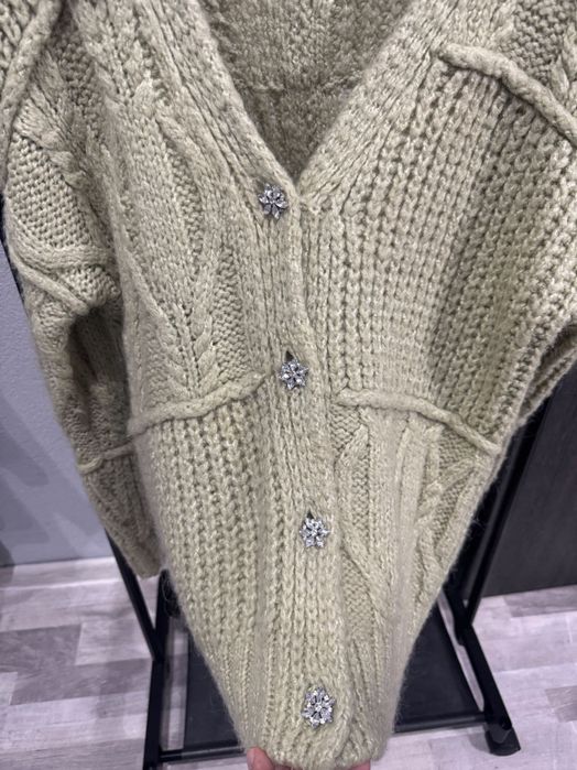 Жилетка с копчета - бижу ZARA