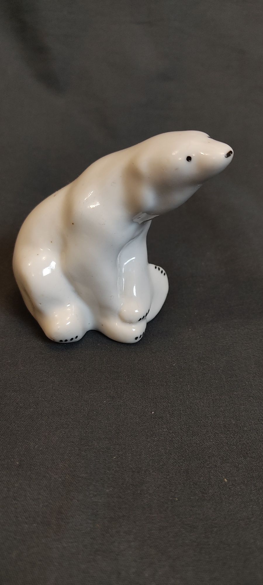 Фарфоровая статуэтка белый медведь ЛФЗ