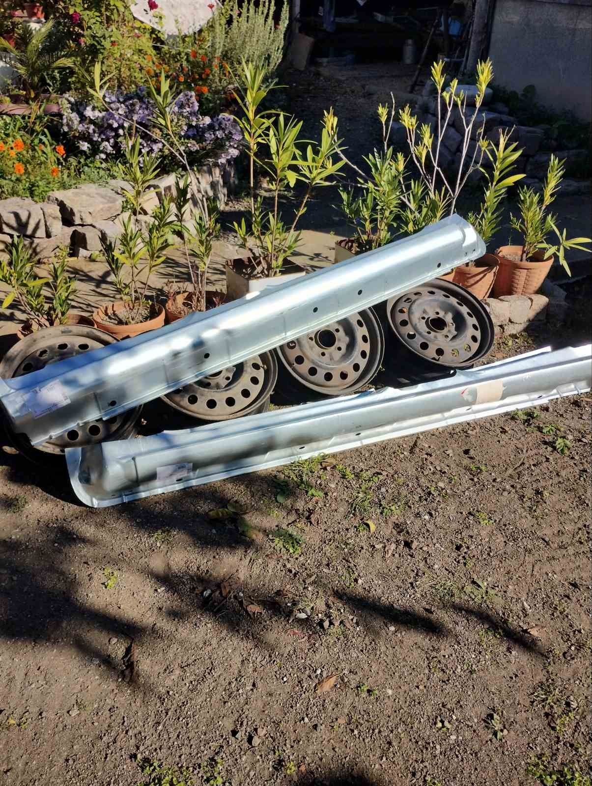 Джанти,задни калници и прагове за Мазда 626