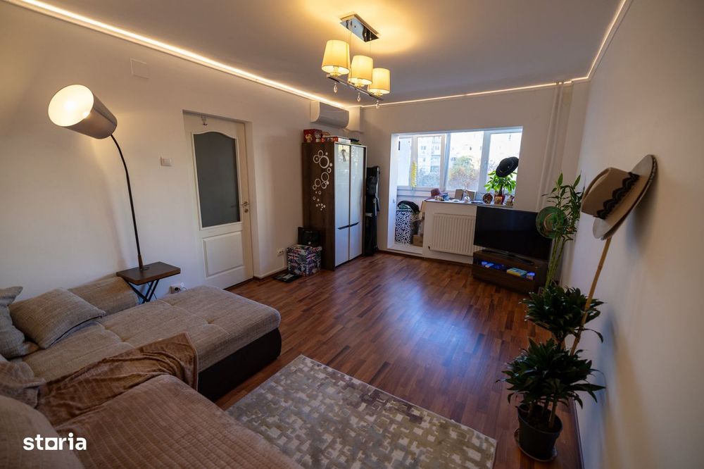 Proprietar, Vand Apartament 2 Camere, Vizavi De Parc - Tineretului