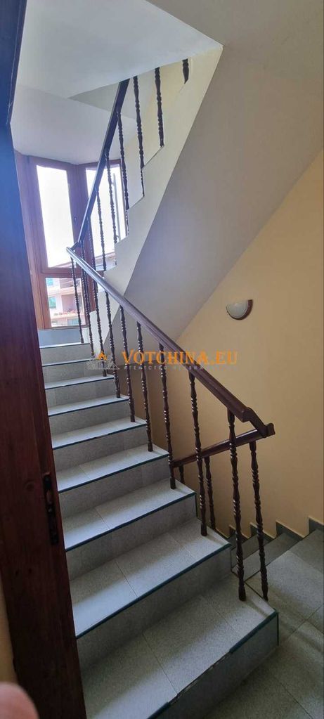 Продава се Къща в Каварна - 416 кв.м за 397 €/кв.м - Снимка #11