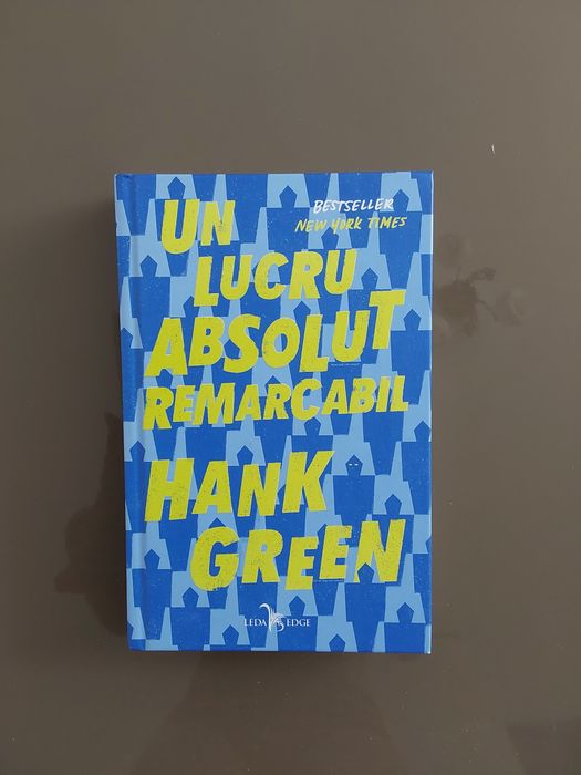 Diverse carti la 10 lei bucata