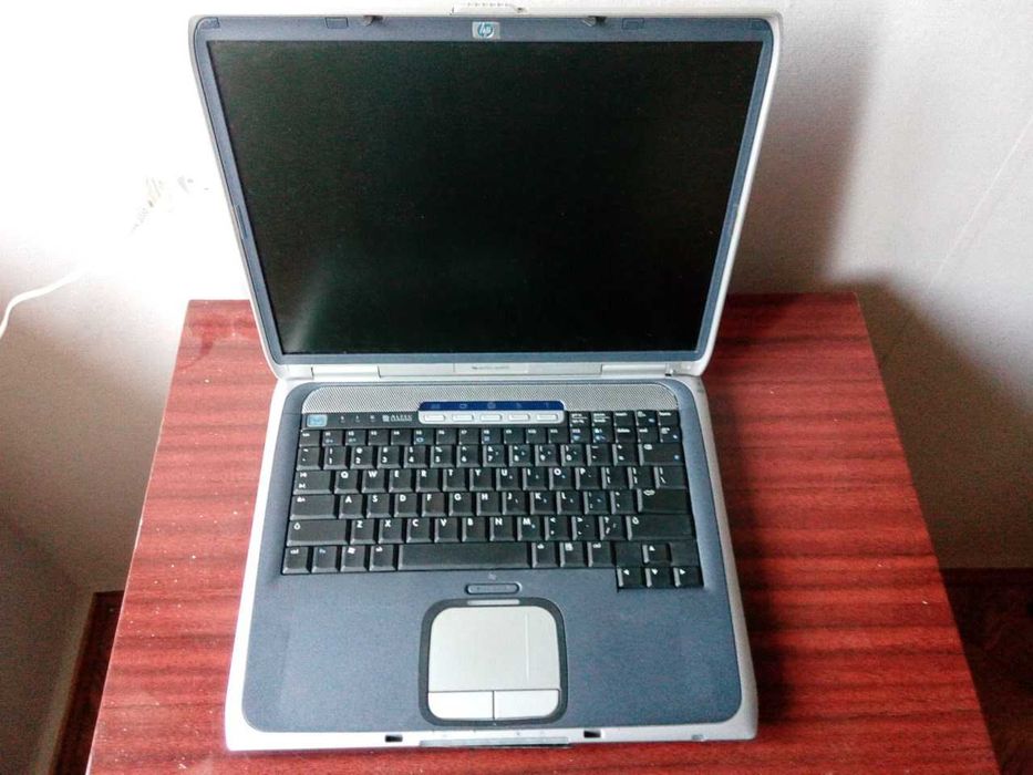 ноутбук HP Pavilion  (2003 г) без блока питания
