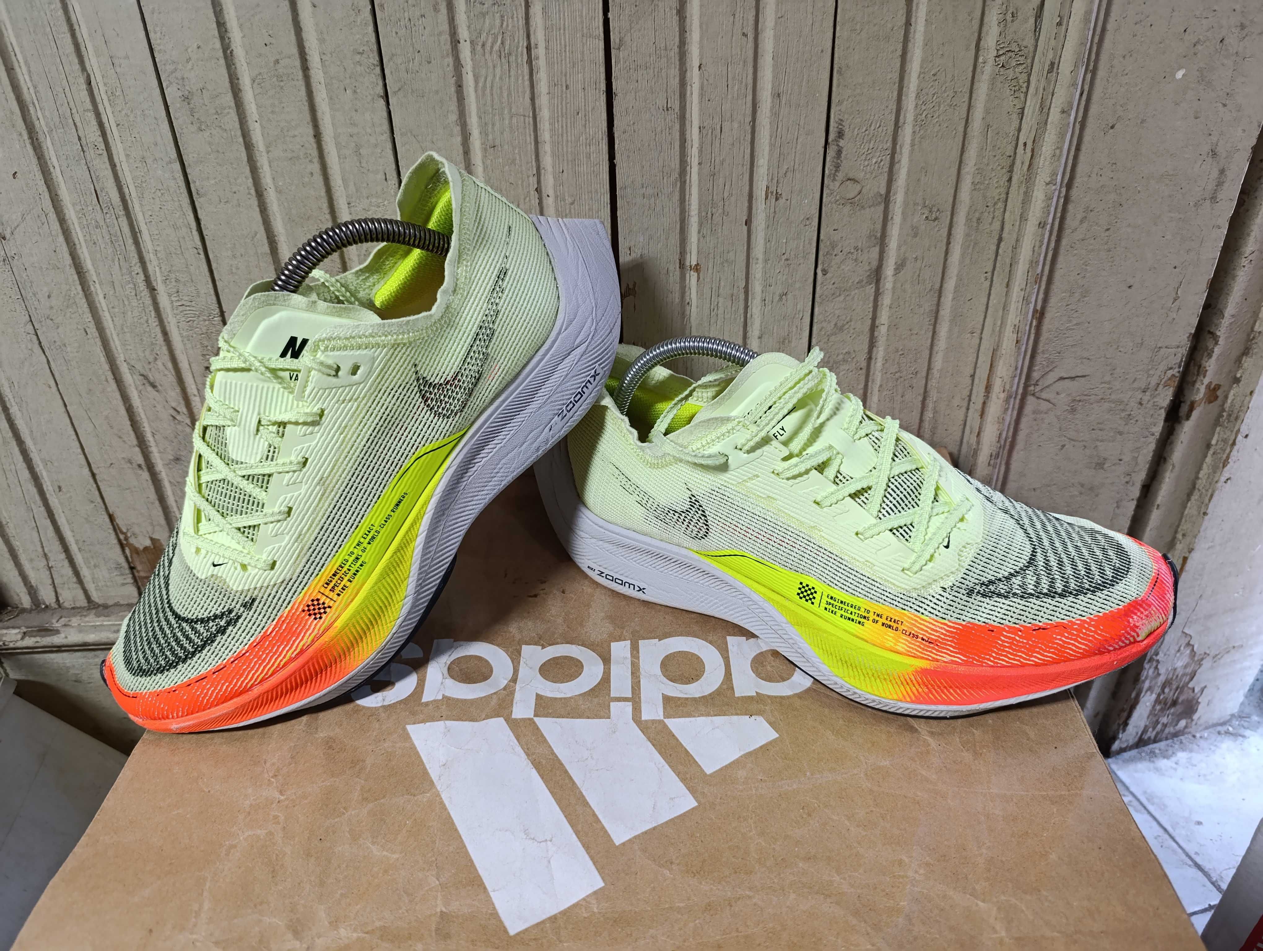 Nike ZoomX Vaporfly Next% 2''оригинални маратонки 44 номер