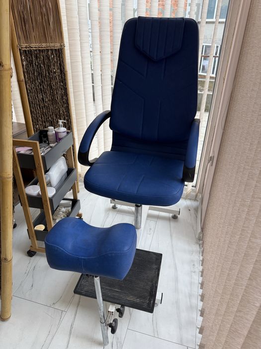 Стол за педикюр