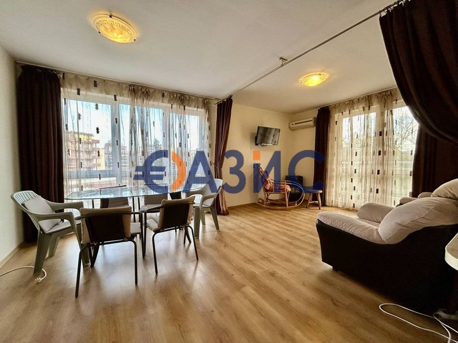 Тристаен апартамент в комплекс Флорес Парк, 106 кв.м., Слънчев бряг,