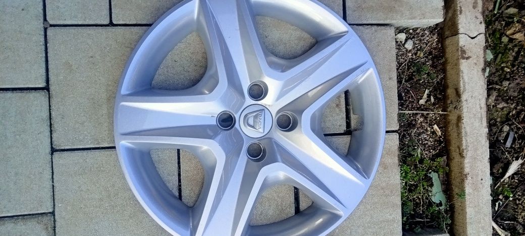 Capace Dacia pe 16 inch