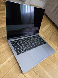 Vând MacBook Pro 13, I5, 512GB SSD Touchbar