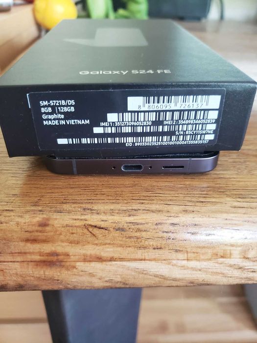 Telefon Samsung Galaxy S24 FE, 8GB RAM, 128GB, Graphite - NOU