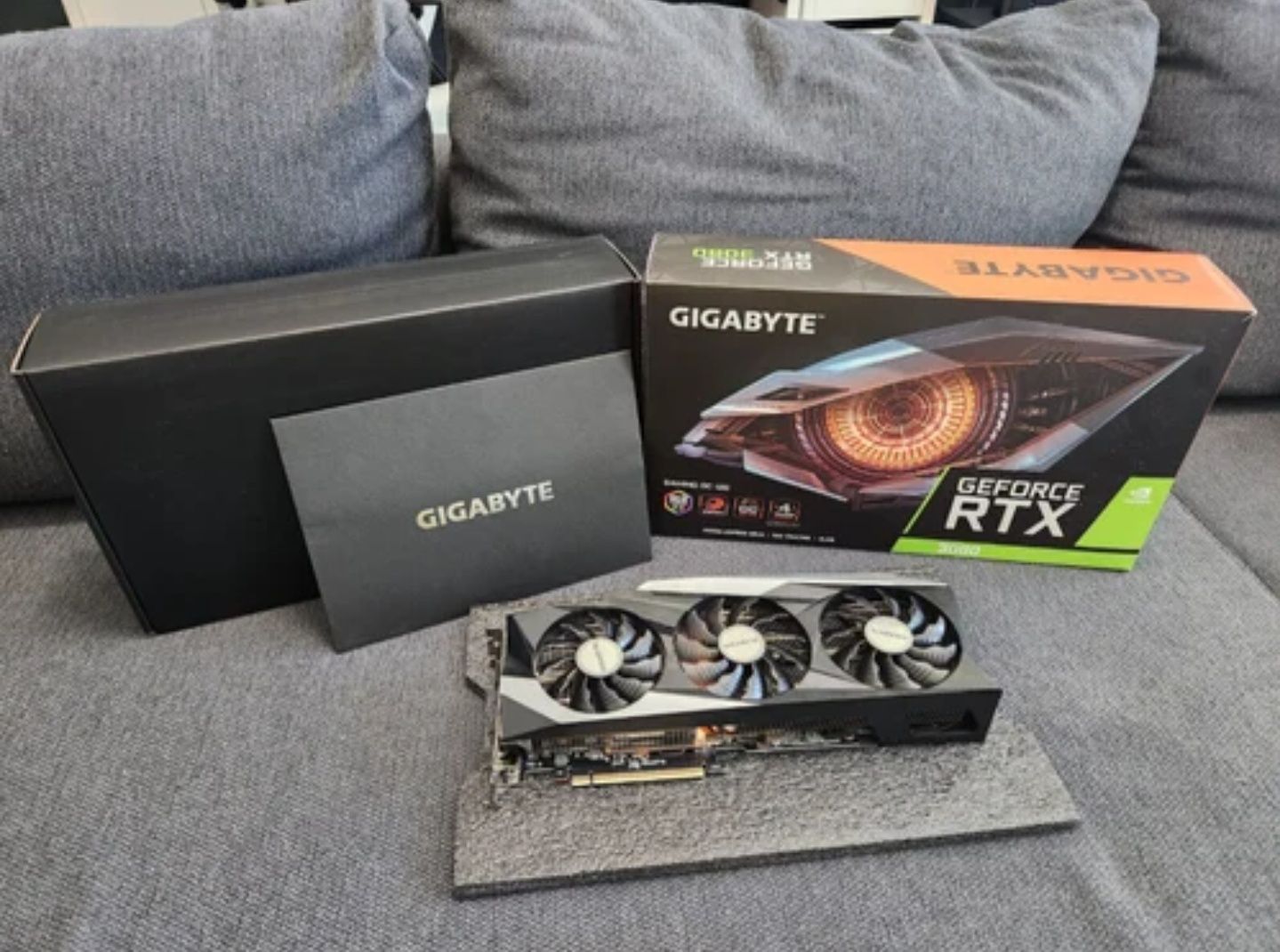 Видеокарта GIGABYTE RTX 3080 12GB Gaming OC