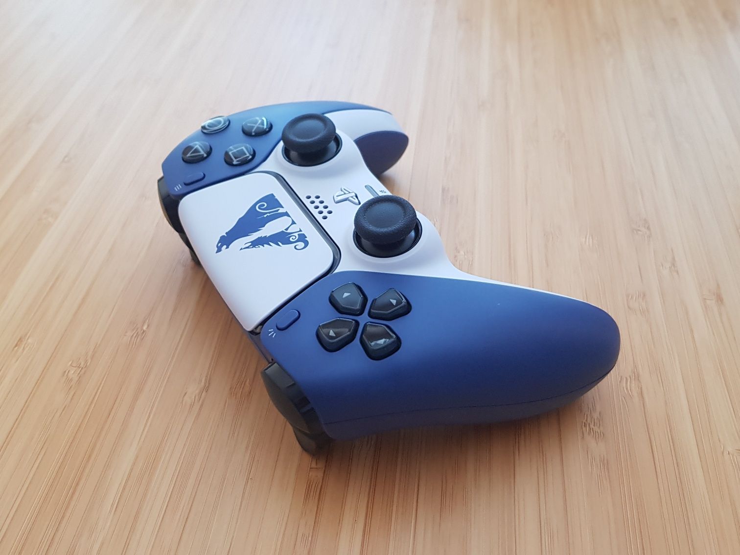 PS5 DualSense Controller - God of War Ragnarok Limited Edition