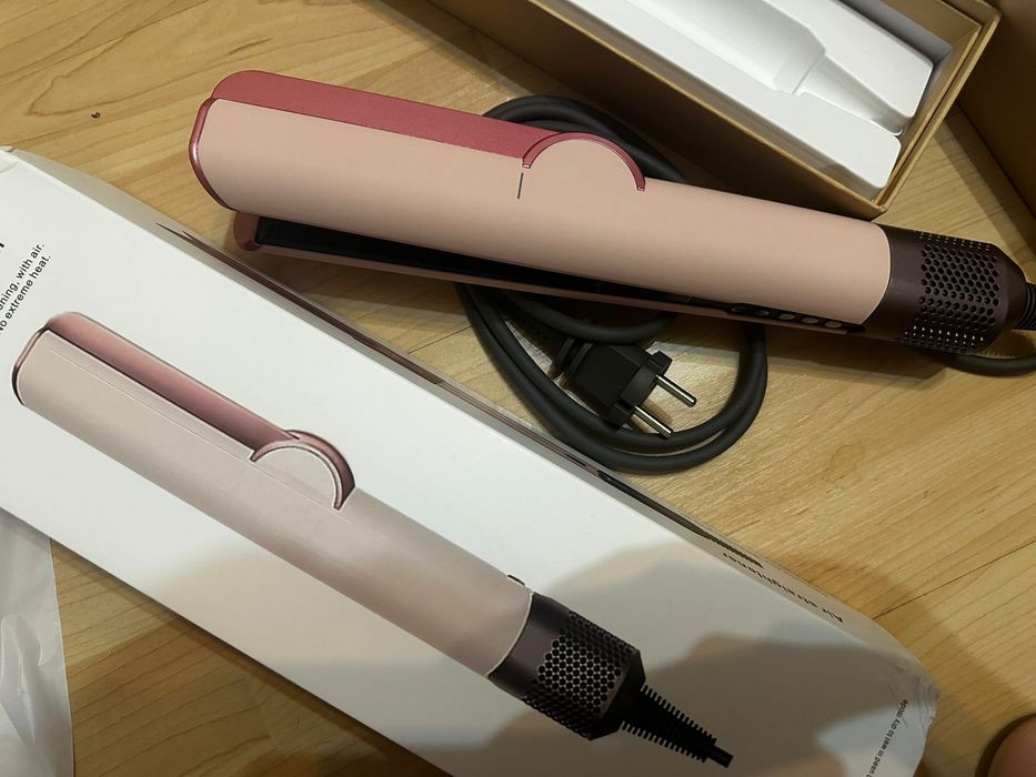 Uscator de par – air straighter- nou în cutie